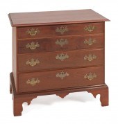 CHIPPENDALE-STYLE BUREAU BY WI