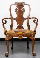 CHIPPENDALE STYLE CARVED EAGLE