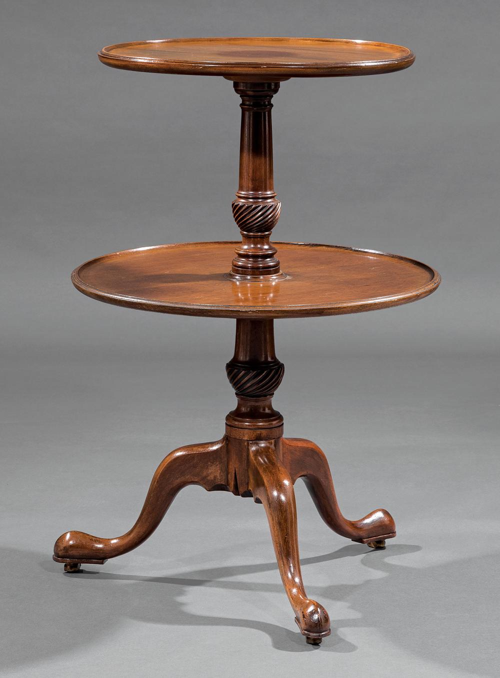 CHIPPENDALE-STYLE CARVED MAHOGANY