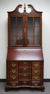 CHIPPENDALE STYLE CHERRY BLOCK