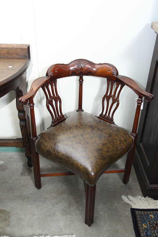 CHIPPENDALE STYLE CORNER CHAIR.
