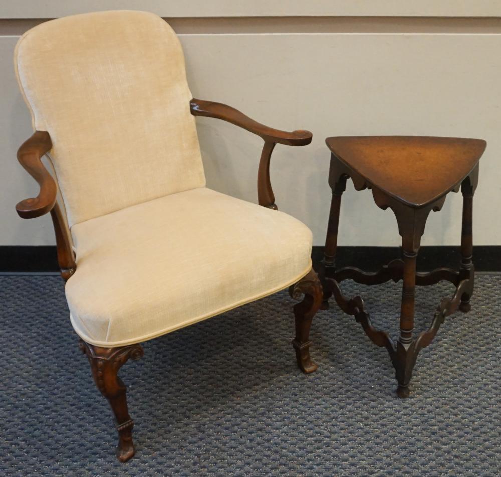 CHIPPENDALE STYLE MAHOGANY ARMCHAIR