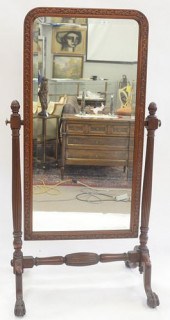 CHIPPENDALE STYLE MAHOGANY CHE