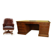 CHIPPENDALE STYLE MAHOGANY EXE