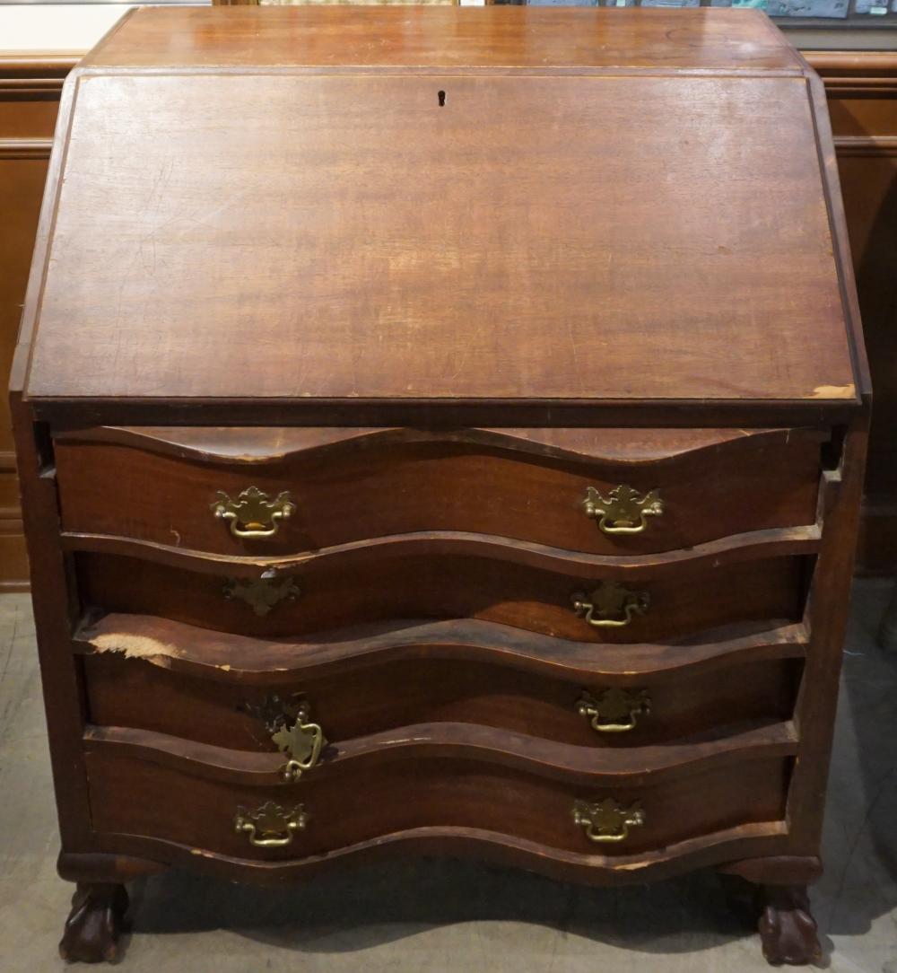CHIPPENDALE STYLE MAHOGANY FALL-TOP