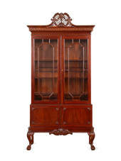 CHIPPENDALE STYLE MAHOGANY GRE
