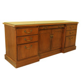 CHIPPENDALE STYLE MAHOGANY OFF
