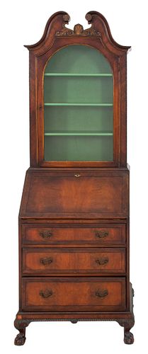 CHIPPENDALE STYLE MAHOGANY