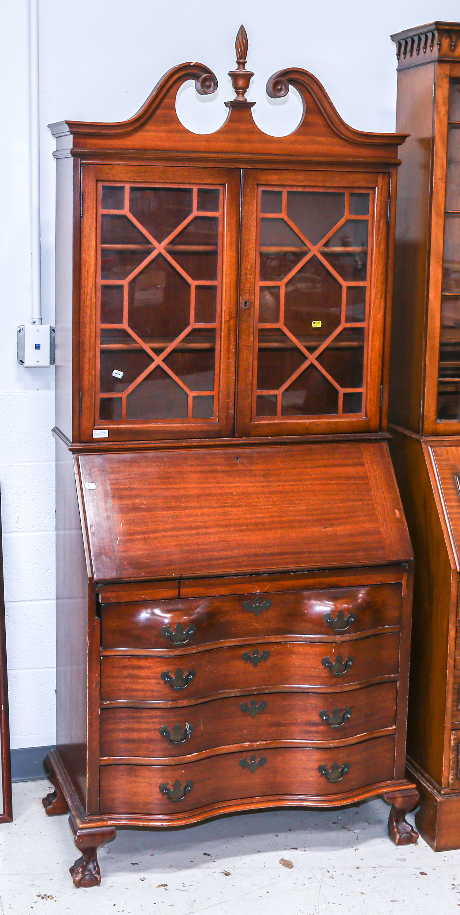 CHIPPENDALE STYLE MAHOGANY
