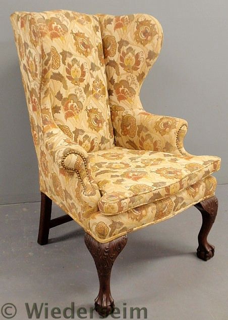 Chippendale style mahogany wing
