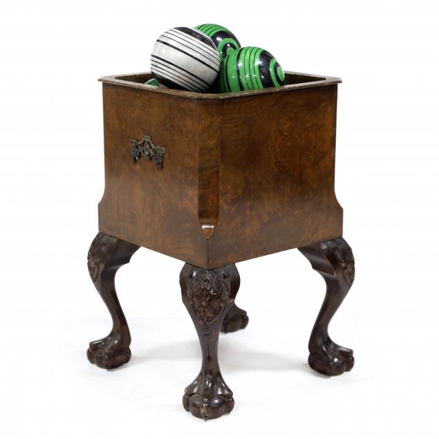 CHIPPENDALE STYLE PLANTER AND