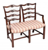 CHIPPENDALE-STYLE SETTEE ATTRI