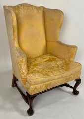 CHIPPENDALE-STYLE WING CHAIR E