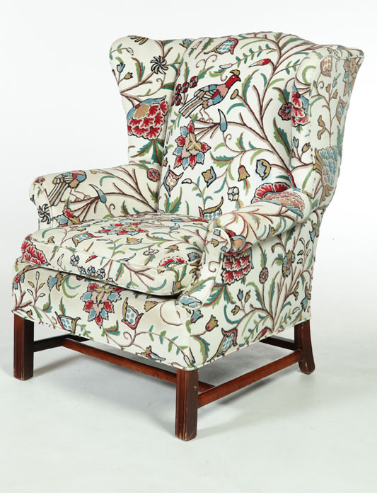 CHIPPENDALE-STYLE WING OR EASY