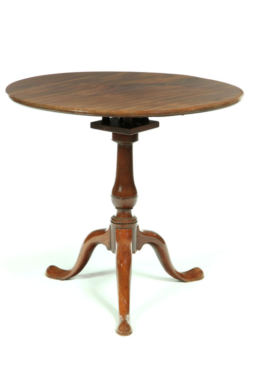 CHIPPENDALE TILT-TOP TEA TABLE. 