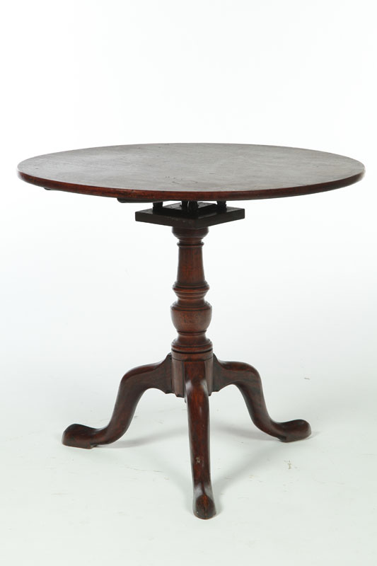 CHIPPENDALE TILT-TOP TEA TABLE. 