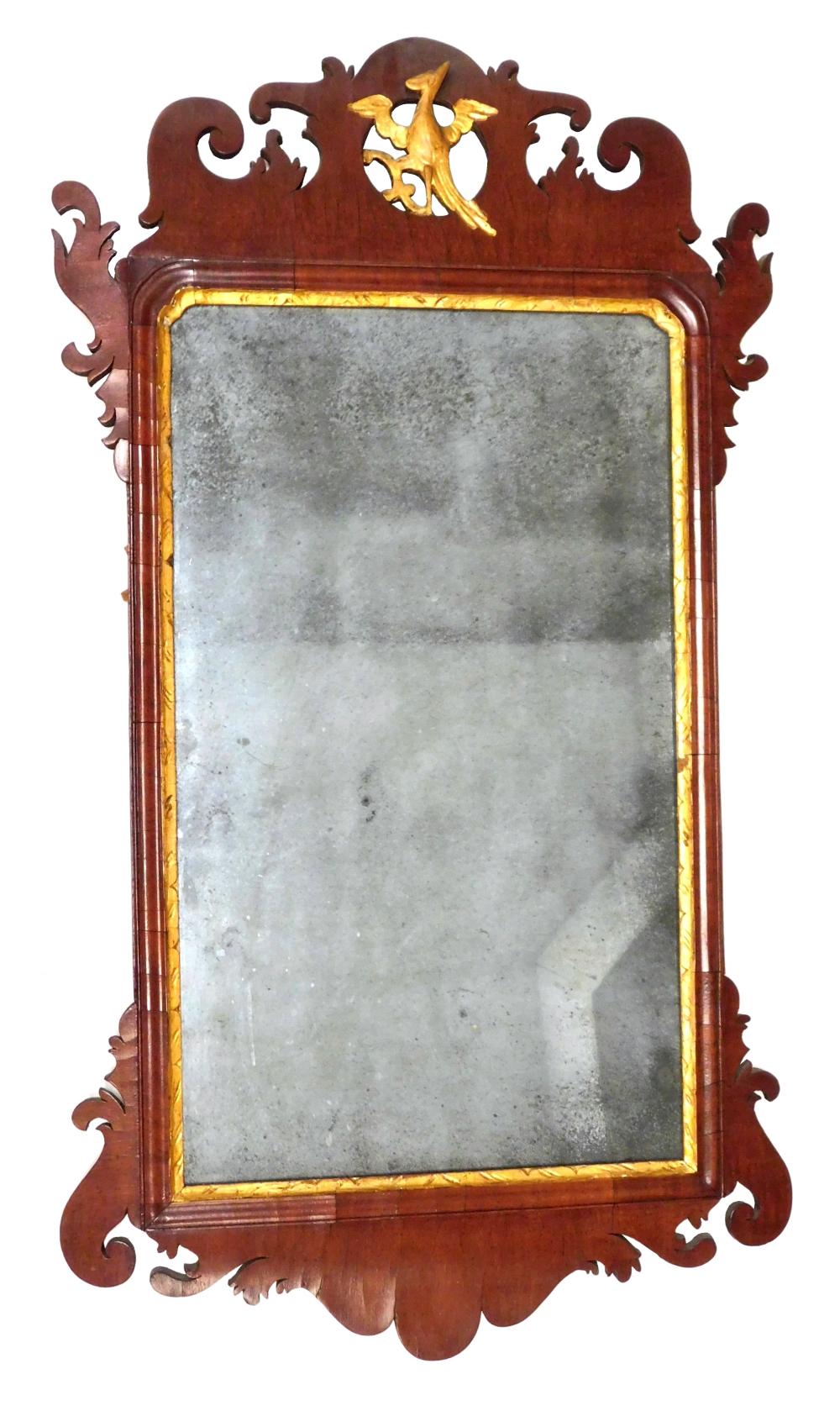 CHIPPENDALE WALL MIRROR WITH GILT