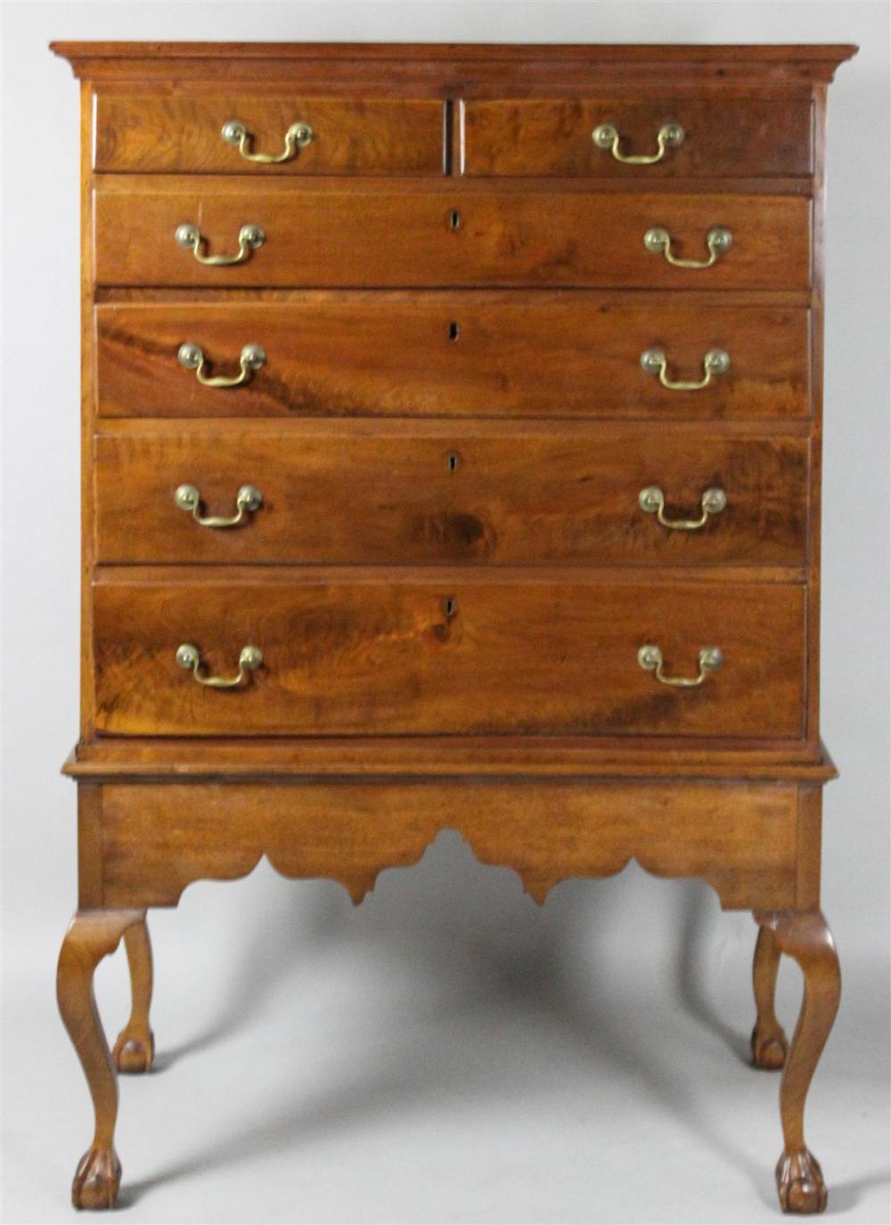 CHIPPENDALE WALNUT HIGHBOY TOP ON