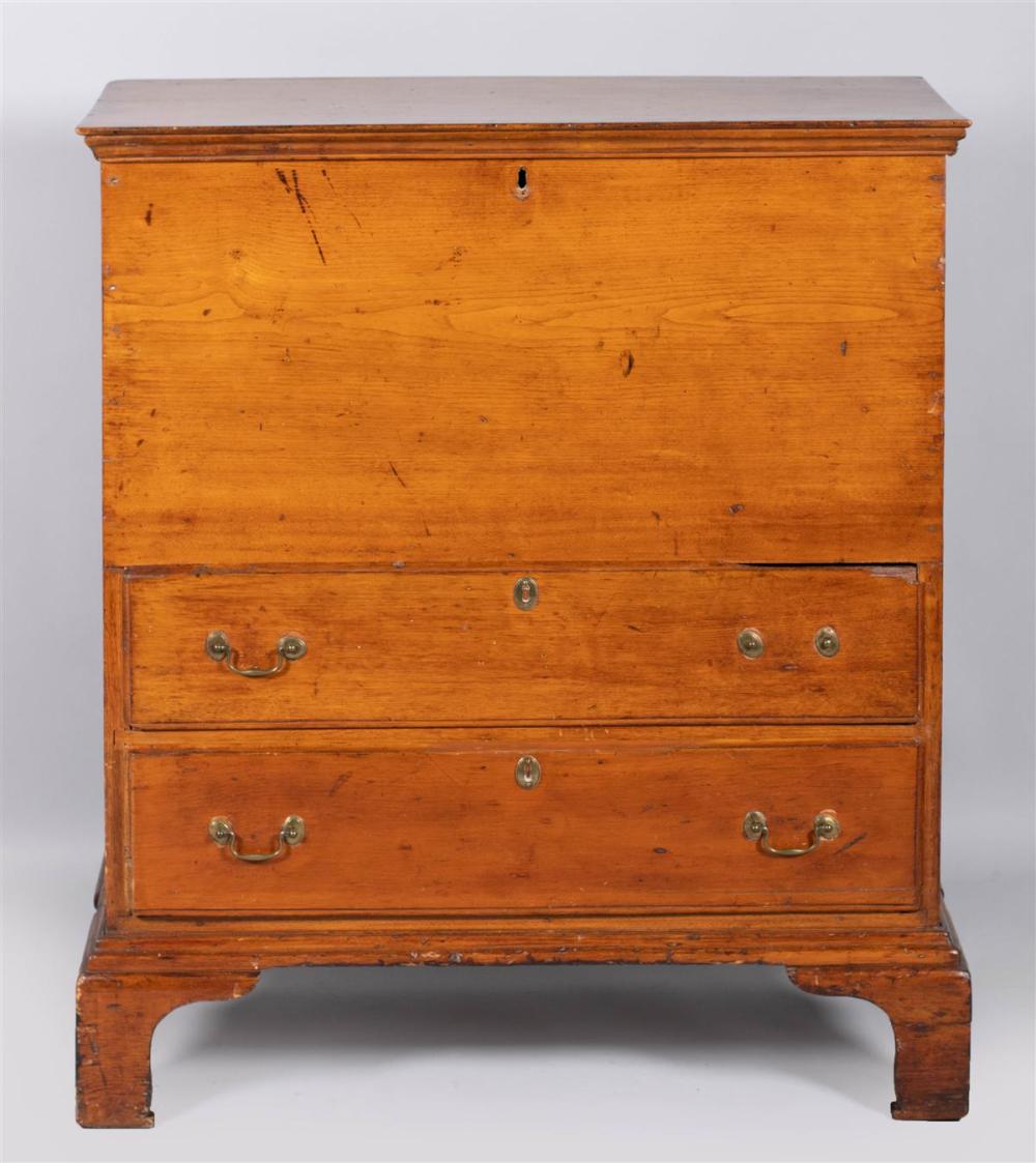 CHIPPENDALE WALNUT MULE CHEST, 18TH