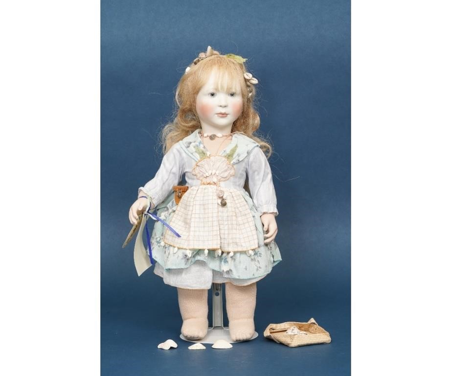 "Chloe as She Sells Sea Shells by