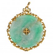 CHOW TAI FOOK JADE PENDANT 14K