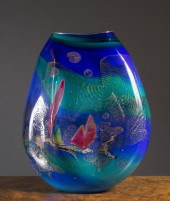 CHRIS HAWTHORNE ART GLASS VESS