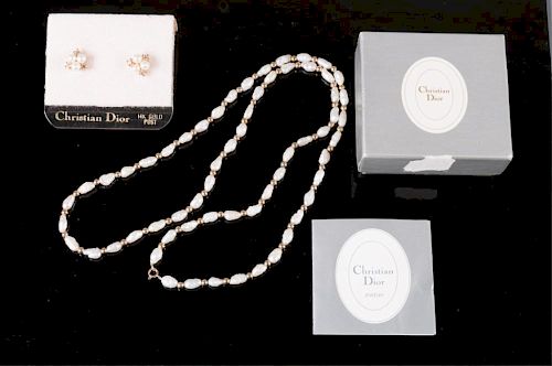 CHRISTIAN DIOR EARRINGS & PEARL