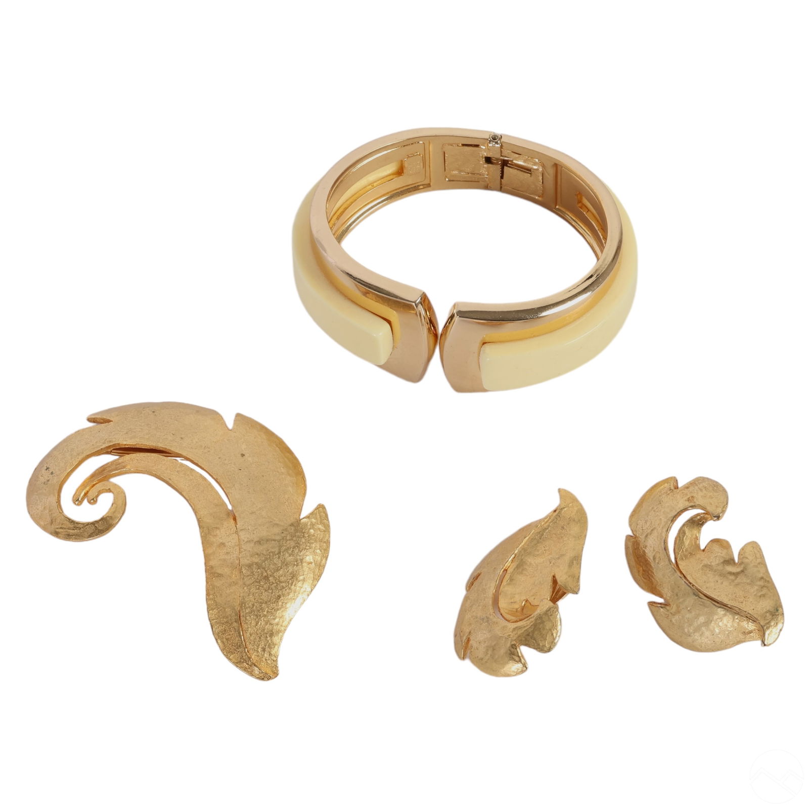 CHRISTIAN DIOR VINTAGE CUFF &