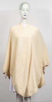 CHRISTIAN DIOR WOMEN'S CASHMER