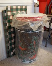 CHRISTMAS CANS AND STORAGE BOX