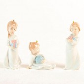 CHRISTMAS MORNING 1005940 - LL