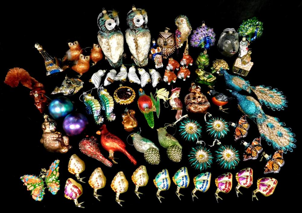 CHRISTMAS: OVER 60 GLASS ORNAMENTS,