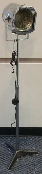 CHROME ADJUSTABLE STANDING SPO