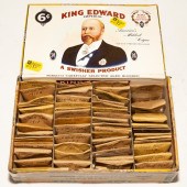 CIGAR BOX WITH ENVELOPED LINCO