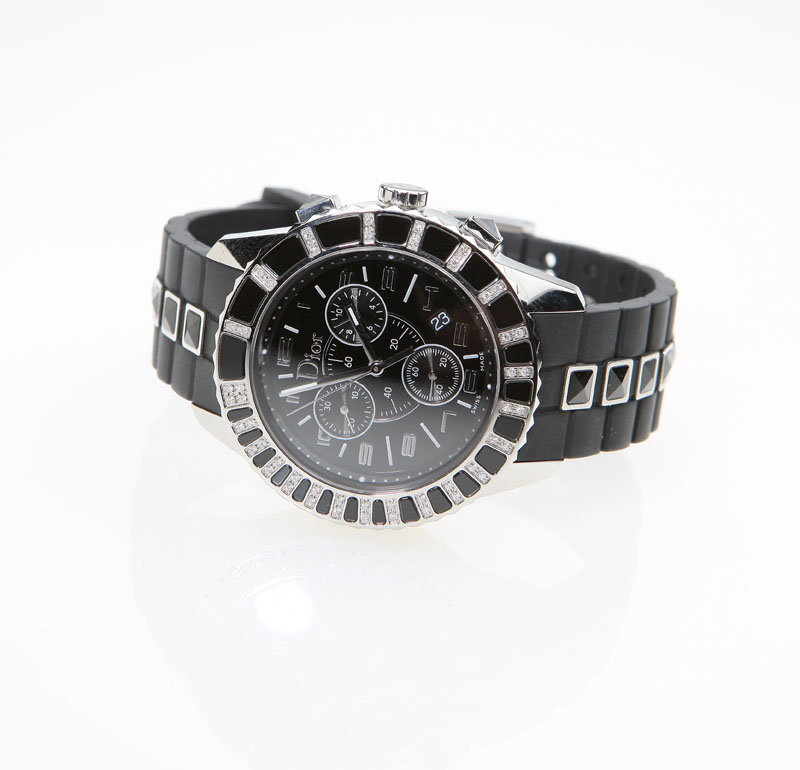 Circular black dial with three
