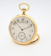 Circular silvered dial with Ar