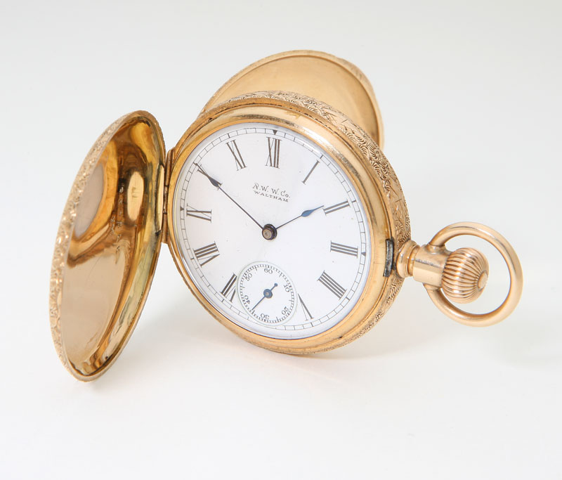 Circular white porcelain dial