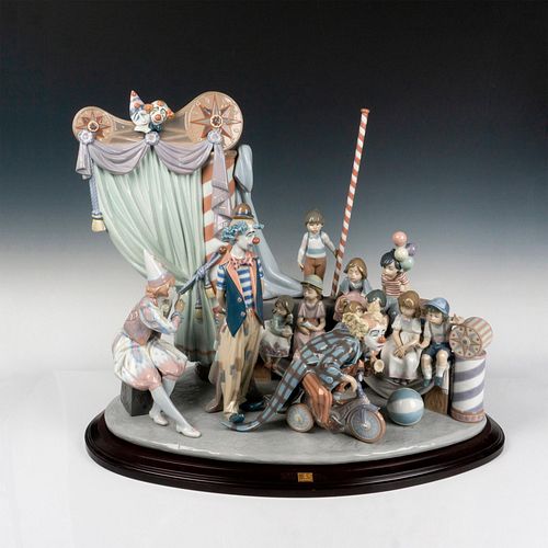 CIRCUS TIME 1001758 LTD. - LLADRO