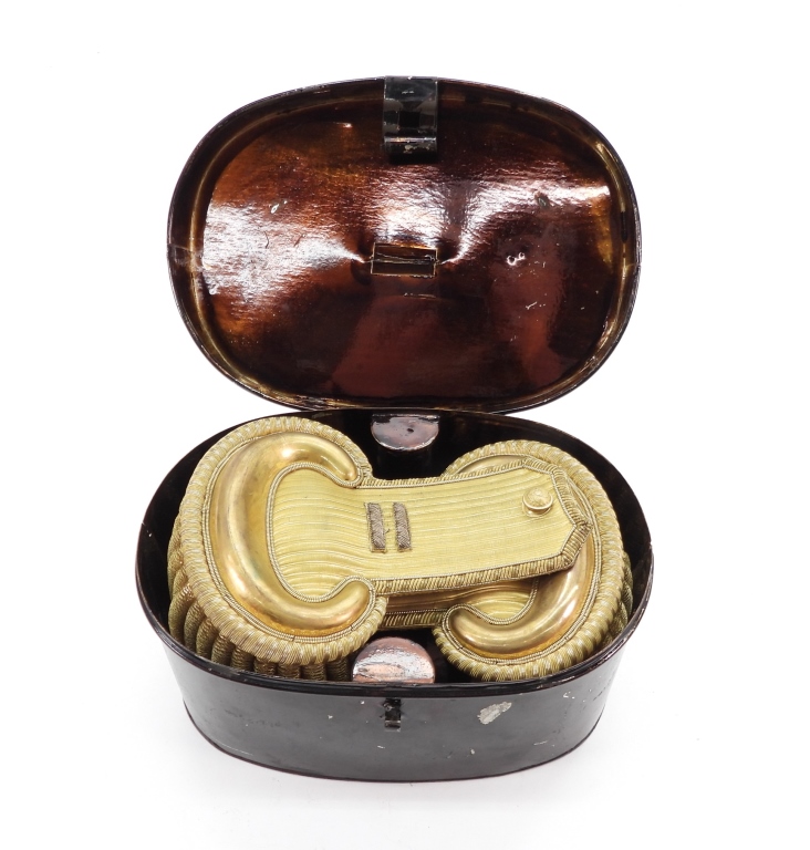CIVIL WAR-ERA CAPTAINS EPAULETS &