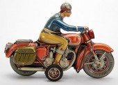 CIVILIAN RIDER WITH SADDLEBAGS