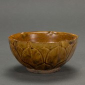 CIZHOU TYPE GLAZED 'LOTUS' CER