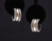 CLASSIC DAVID YURMAN HOOP EARR