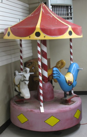 CLASSIC KIDDIE RIDE CAROUSEL