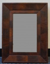 CLASSICAL MAHOGANY OGEE FRAME