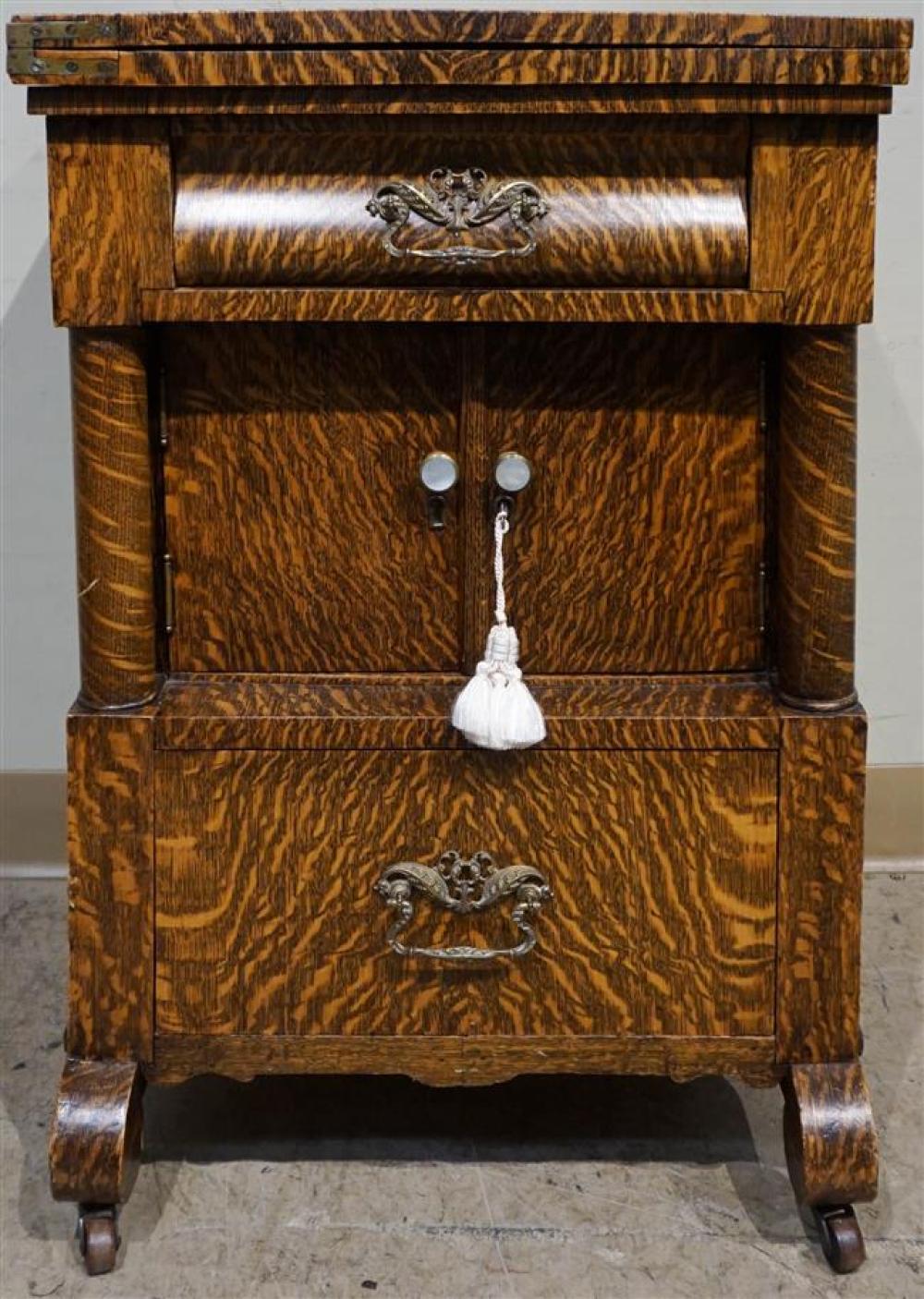 CLASSICAL OAK FOLD TOP SEWING