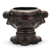 CLASSICAL STYLE BRONZE LION HA