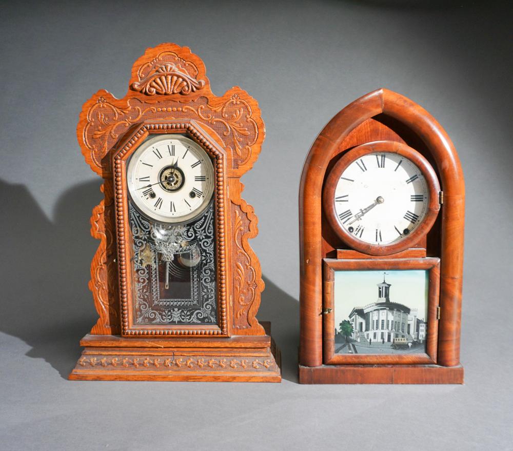CLASSICAL STYLE MAHOGANY EGLOMISE
