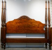 CLASSICAL STYLE MAHOGANY KING