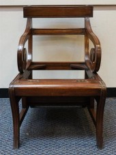 CLASSICAL STYLE MAHOGANY METAM