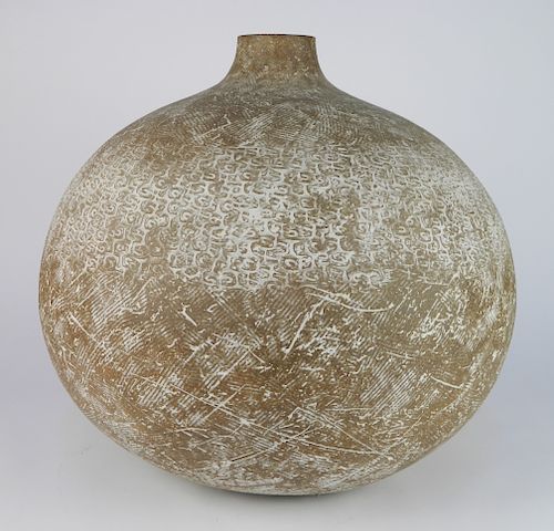 CLAUDE CONOVER CERAMIC VESSELClaude